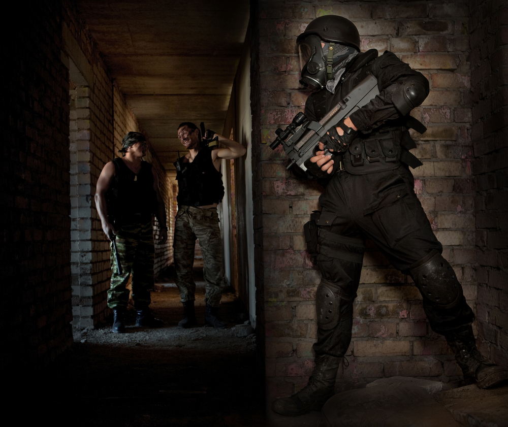 隠れたまま射撃が可能になるコーナーショット これからの新しいシューティングスタイル サバゲーアーカイブ